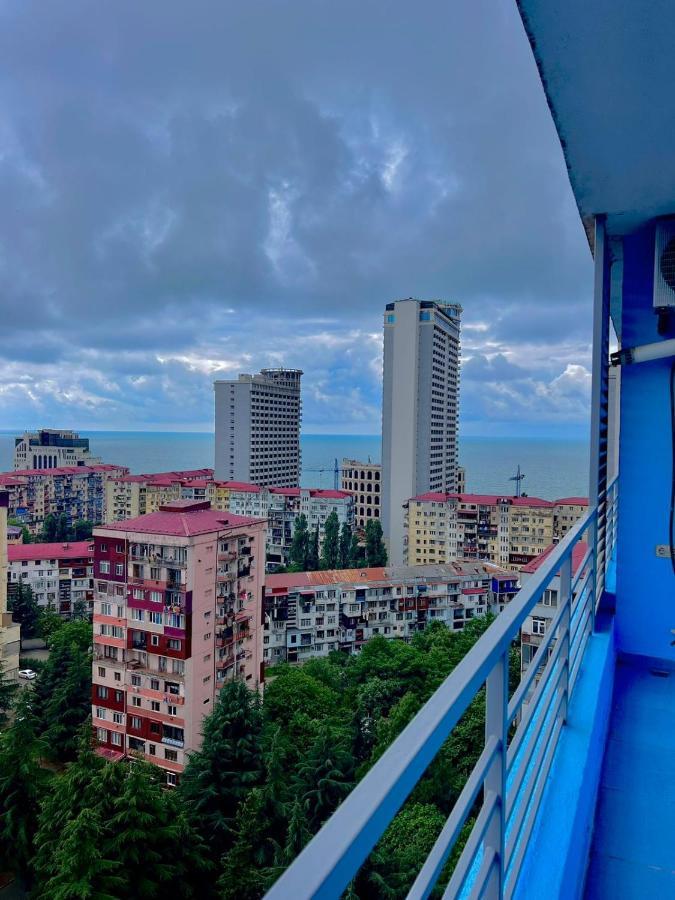 Luxure Apartments Batoemi Buitenkant foto