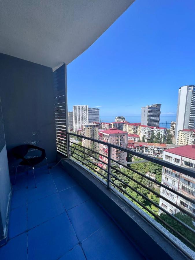 Luxure Apartments Batoemi Buitenkant foto